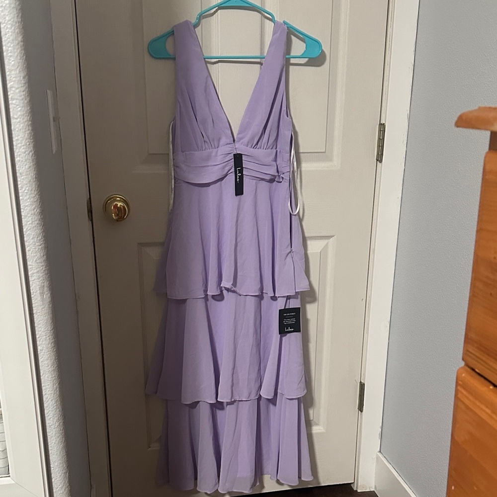 Lulu's Lavender Tiered V-Neck Midi Dress - Picture 3 of 3